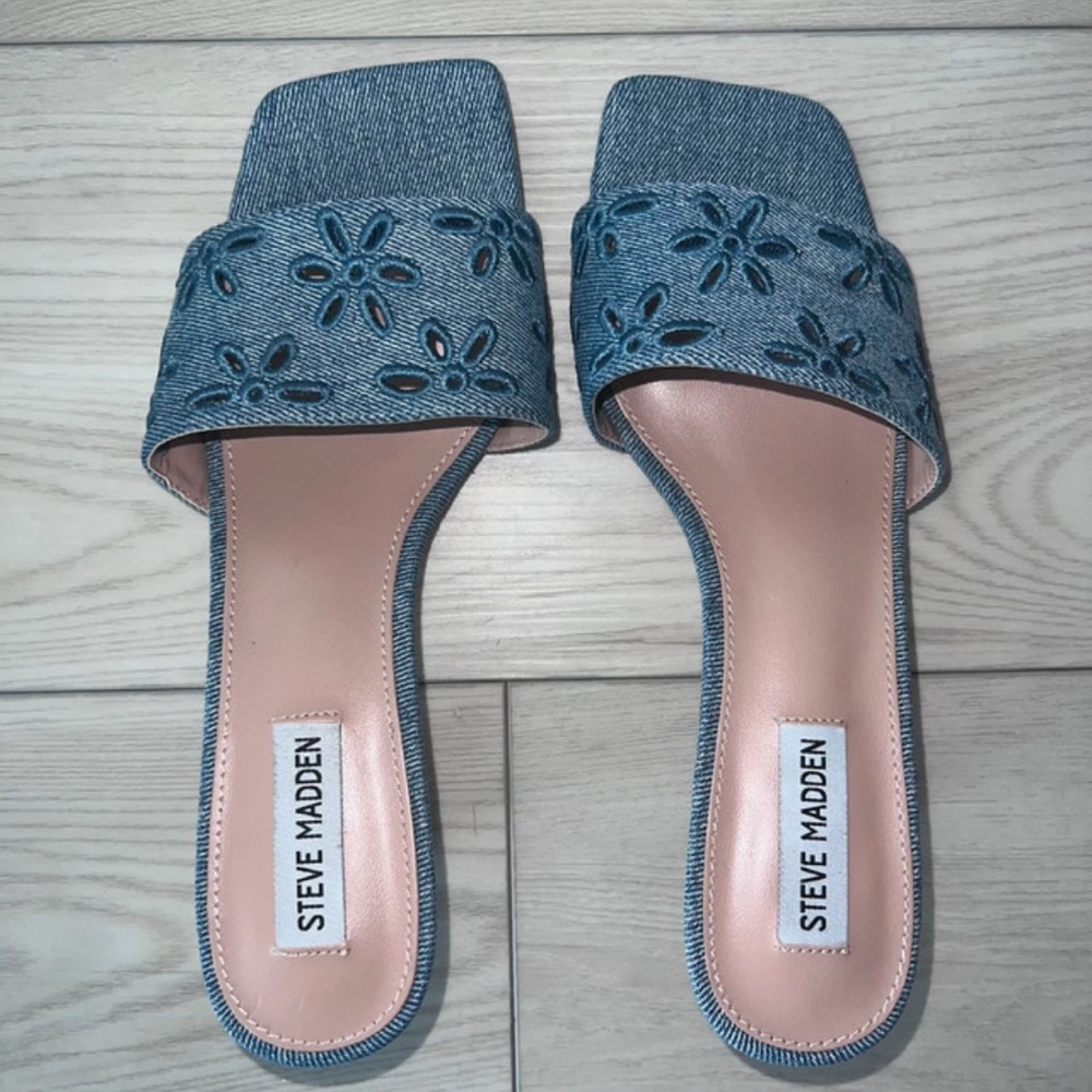 Steve Madden Blue Denim Floral Sandals